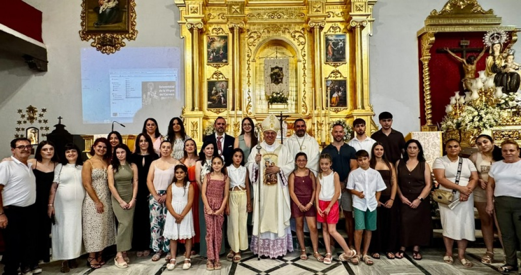 Benal&uacute;a celebr&oacute; a su Patrona, la Virgen del Carmen, con Misa, procesi&oacute;n y confirmaciones
